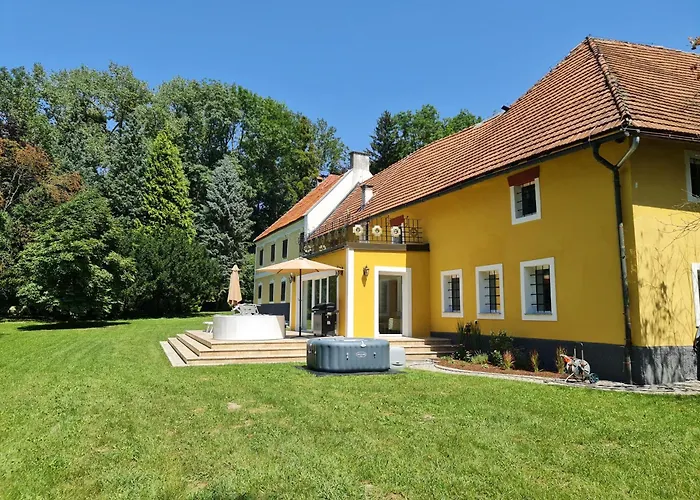 Historischer Gutshof, Bogensportzentrum Kremstal