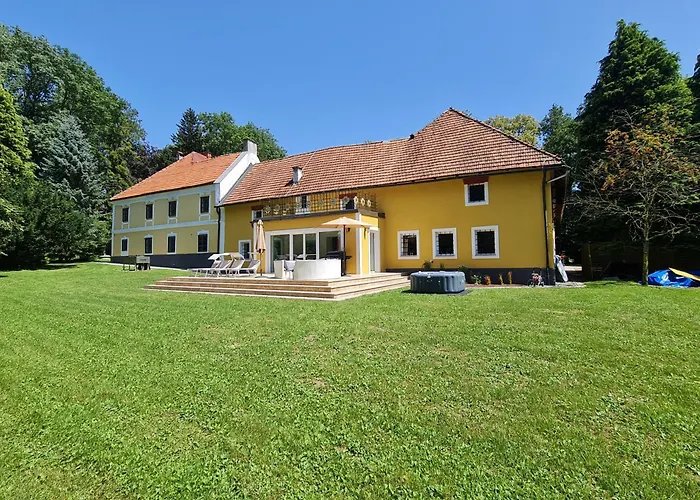 Historischer Gutshof, Bogensportzentrum Kremstal