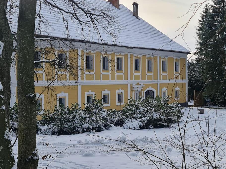 Apartment Historischer Gutshof, Bogensportzentrum Kremstal